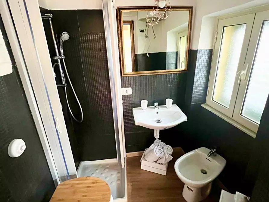 Immagine 8 di Appartamento in vendita  in Via Cassari 87 a Palermo