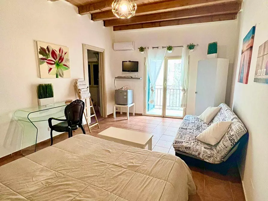 Immagine 15 di Appartamento in vendita  in Via Cassari 87 a Palermo