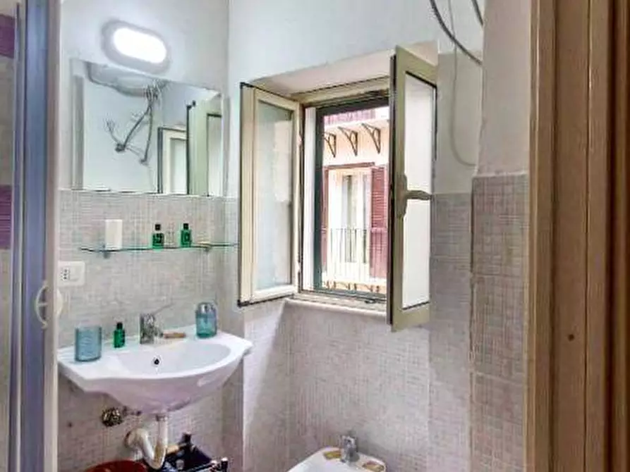 Immagine 22 di Appartamento in vendita  in Via Cassari 87 a Palermo