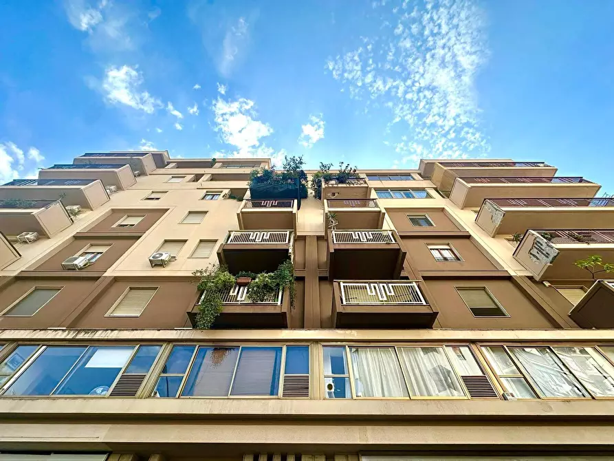 Immagine 2 di Ufficio in vendita  a Palermo