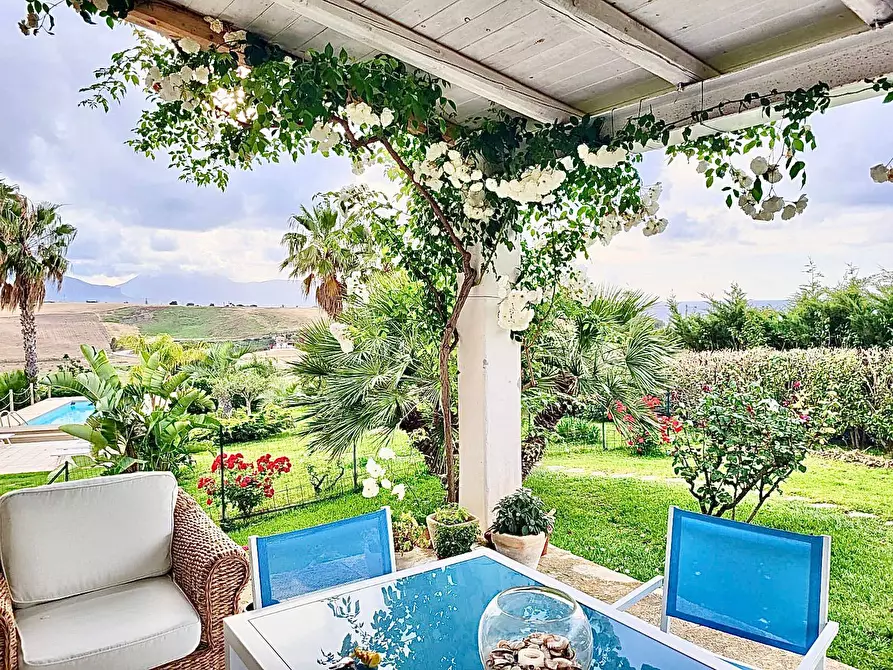 Immagine 1 di Villa in vendita  in Contrada Calatubo a Balestrate