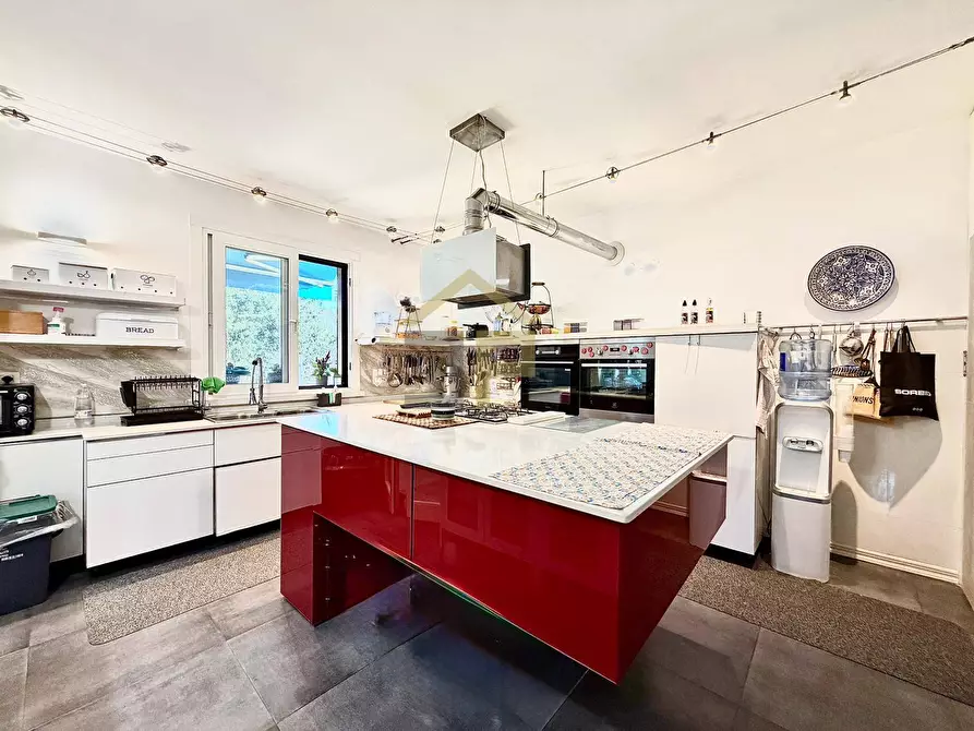 Immagine 14 di Villa in vendita  in Via Del Pistacchio 6 a Carini