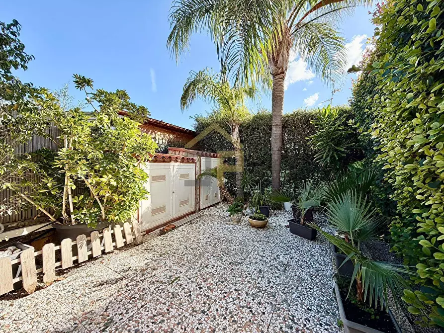 Immagine 33 di Villa in vendita  in Via Del Pistacchio 6 a Carini