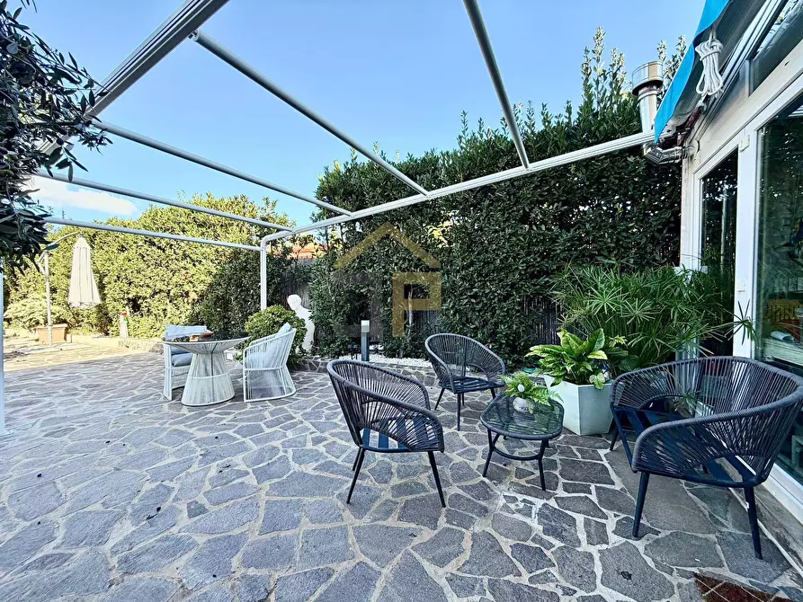 Immagine 34 di Villa in vendita  in Via Del Pistacchio 6 a Carini