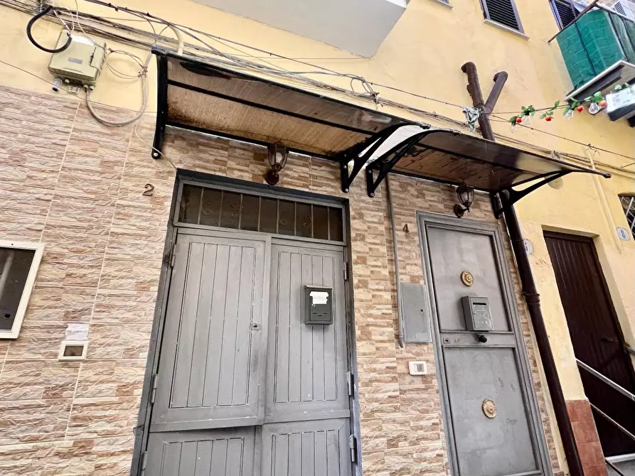 Immagine 1 di Appartamento in vendita  in Vicolo La Rocca Alle Case Nuove 4 a Palermo