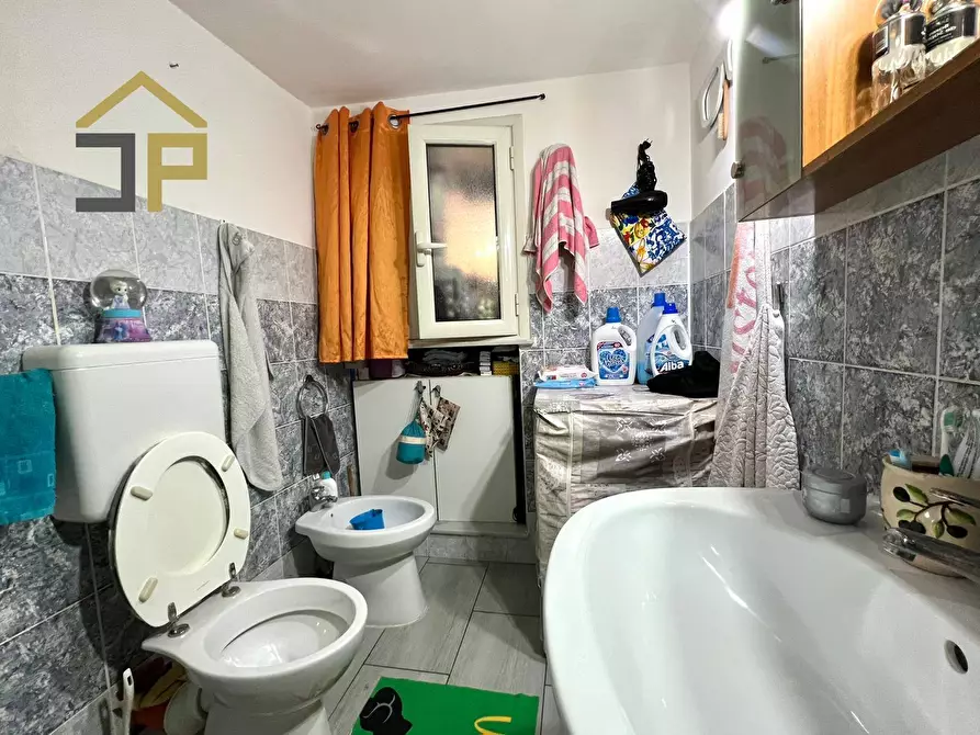 Immagine 7 di Appartamento in vendita  in Vicolo La Rocca Alle Case Nuove 4 a Palermo