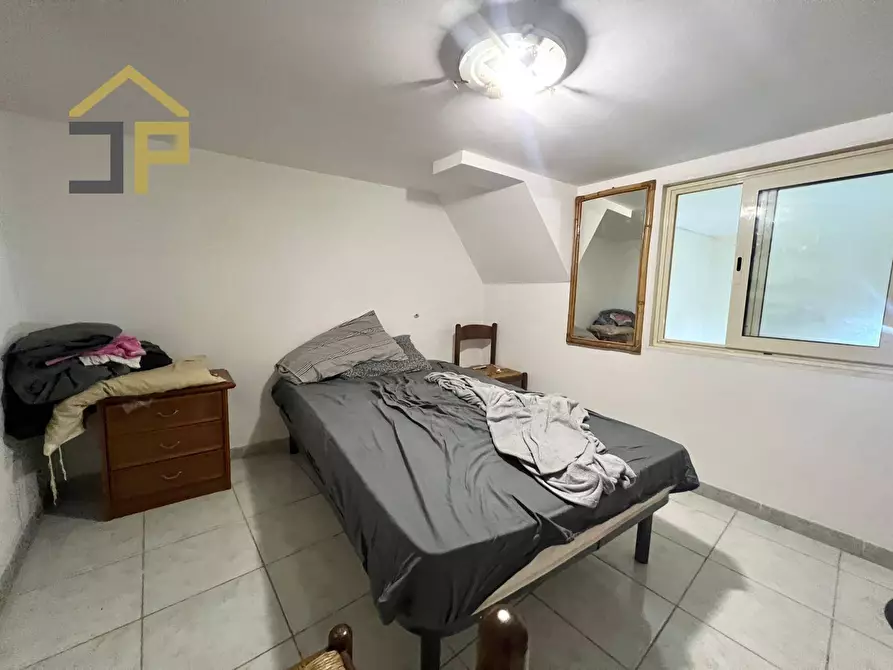 Immagine 4 di Appartamento in vendita  in Vicolo La Rocca Alle Case Nuove a Palermo