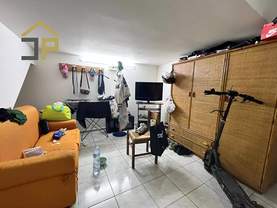 Immagine 16 di Appartamento in vendita  in Vicolo La Rocca Alle Case Nuove a Palermo