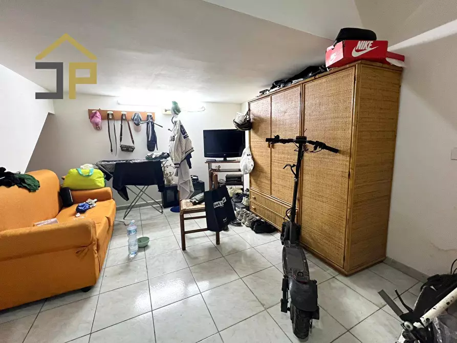 Immagine 7 di Appartamento in vendita  in Vicolo La Rocca Alle Case Nuove a Palermo