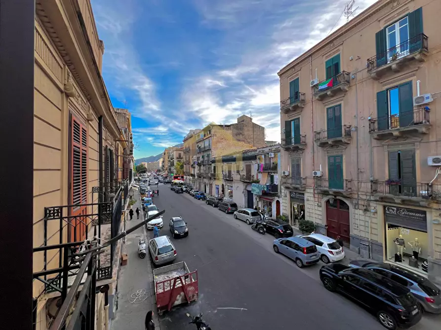 Immagine 9 di Appartamento in vendita  in Corso dei Mille 6 a Palermo