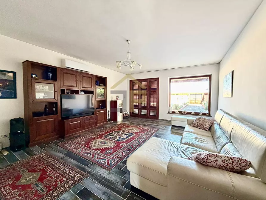 Immagine 25 di Villa in vendita  in Via Cristoforo Colombo a Carini