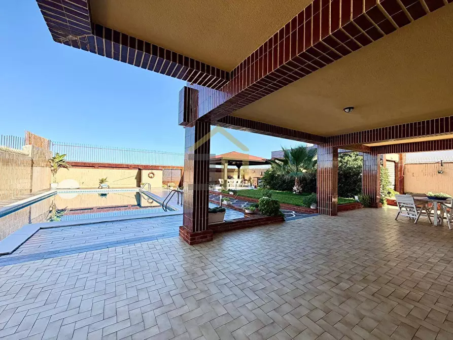 Immagine 18 di Villa in vendita  in Via Cristoforo Colombo a Carini