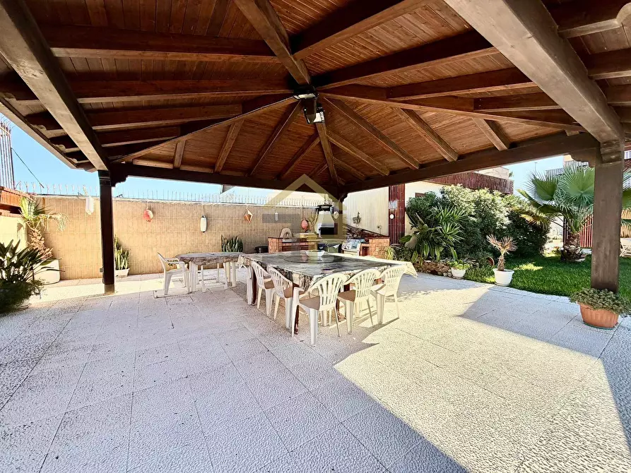 Immagine 14 di Villa in vendita  in Via Cristoforo Colombo a Carini