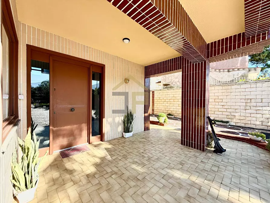 Immagine 22 di Villa in vendita  in Via Cristoforo Colombo a Carini