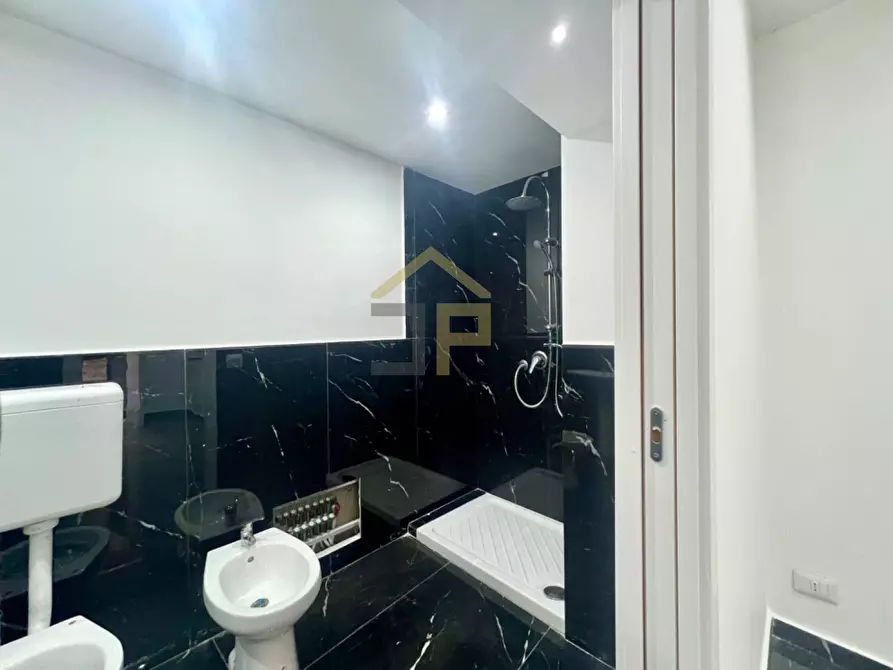 Immagine 7 di Appartamento in vendita  in della Cassetta 24 a Palermo