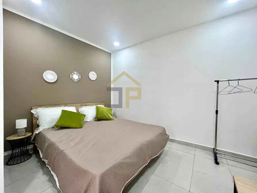 Immagine 5 di Appartamento in vendita  in Vicolo Santa Rosalia Al Borgo 23 a Palermo