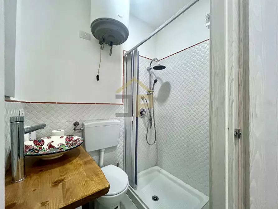 Immagine 6 di Appartamento in vendita  in Vicolo Santa Rosalia Al Borgo 25 a Palermo