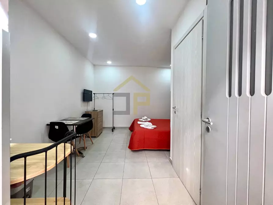 Immagine 9 di Appartamento in vendita  in Vicolo Santa Rosalia Al Borgo 25 a Palermo