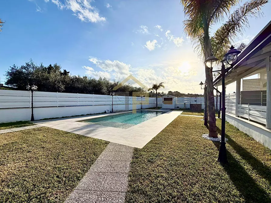 Immagine 16 di Villa in vendita  in Contrada Velez a Partinico