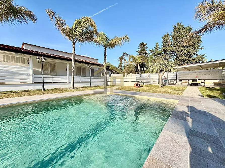 Immagine 21 di Villa in vendita  in Contrada Velez a Partinico