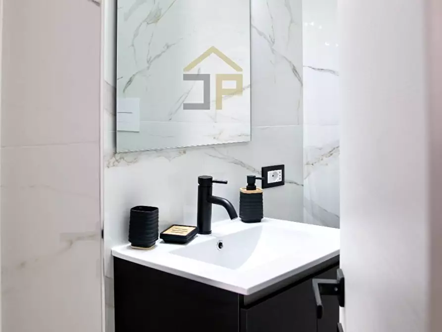 Immagine 4 di Appartamento in vendita  in Vicolo Stalluzza 17 a Palermo