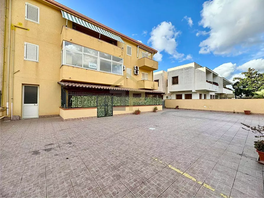 Immagine 15 di Appartamento in vendita  in Via Mario Rapisardi a Capaci