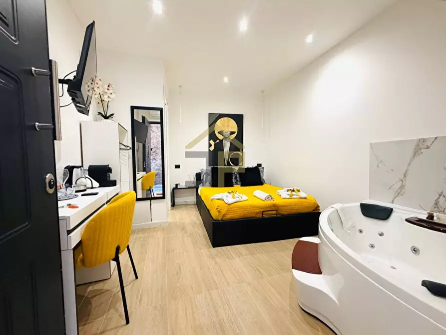 Immagine 11 di Appartamento in vendita  in vicolo Giardinello ai Tartari 6 a Palermo