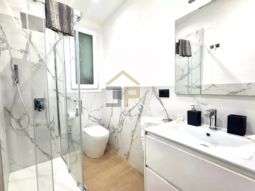 Immagine 14 di Appartamento in vendita  in vicolo Giardinello ai Tartari 6 a Palermo