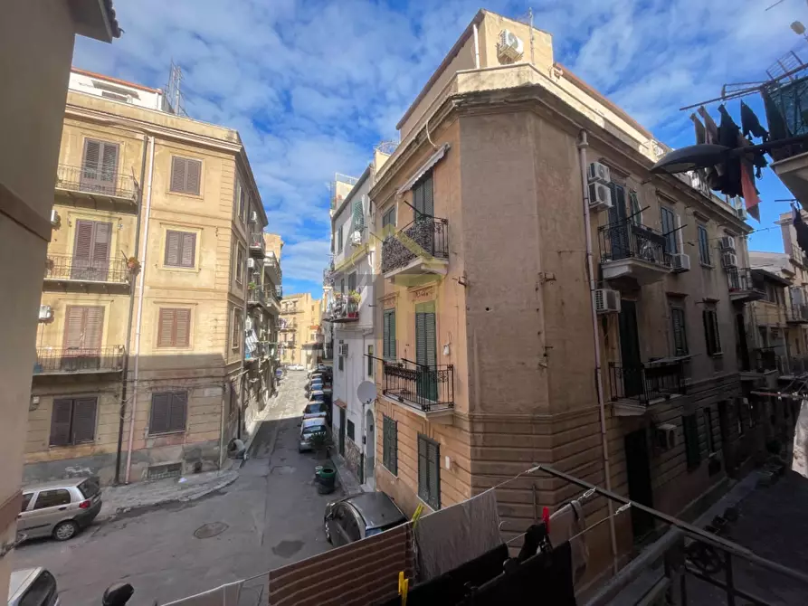 appartamento in vendita a Palermo in zona Montegrappa / Santa Rosalia