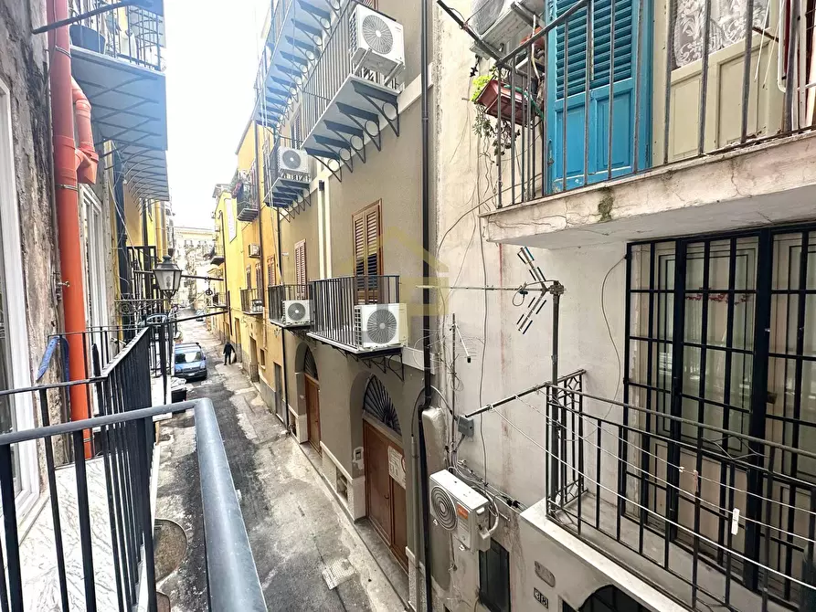 Immagine 9 di Appartamento in vendita  in via Garibaldi 76 a Palermo