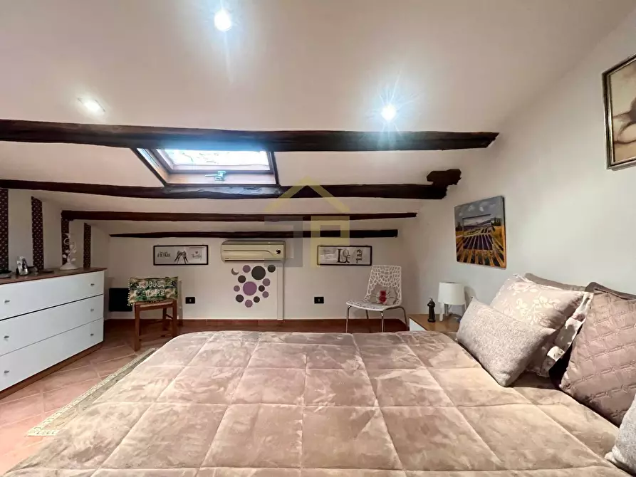 Immagine 21 di Appartamento in vendita  in Piazza del Noviziato 5 a Palermo