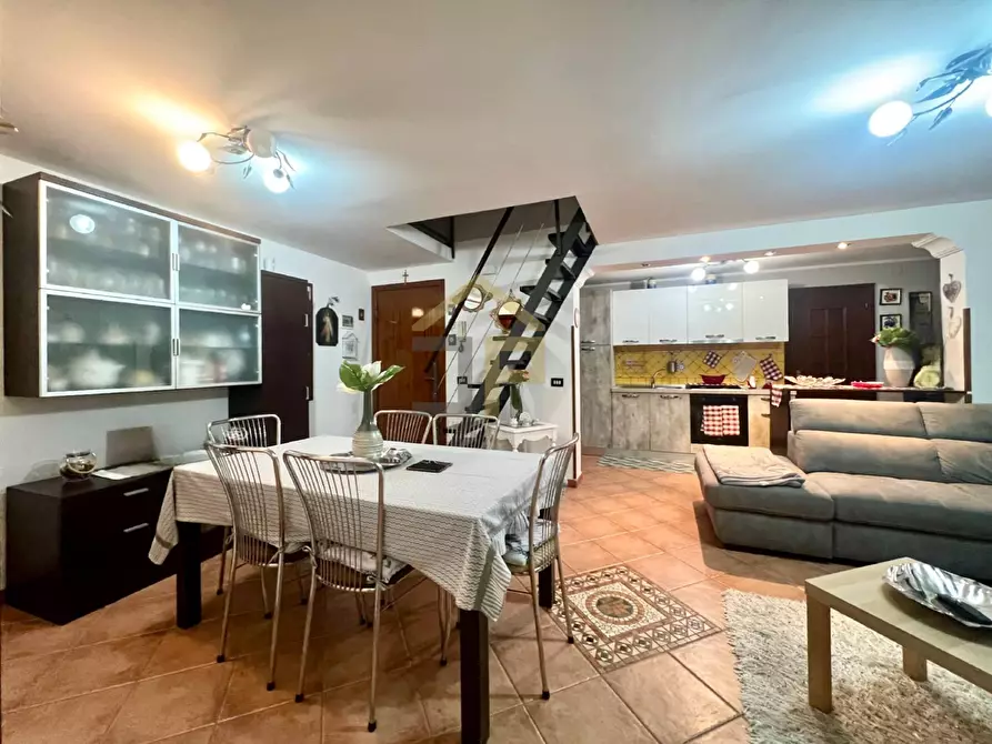 Immagine 1 di Appartamento in vendita  in Piazza del Noviziato 5 a Palermo