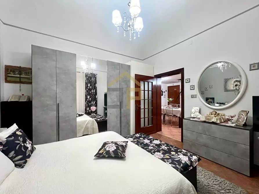 Immagine 15 di Appartamento in vendita  in Piazza del Noviziato 5 a Palermo