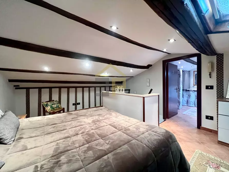 Immagine 24 di Appartamento in vendita  in Piazza del Noviziato 5 a Palermo