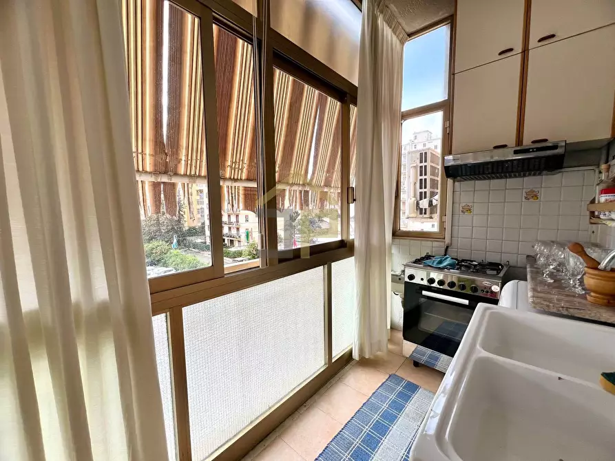 Immagine 2 di Appartamento in vendita  in Viale Leonardo Da Vinci 274 a Palermo