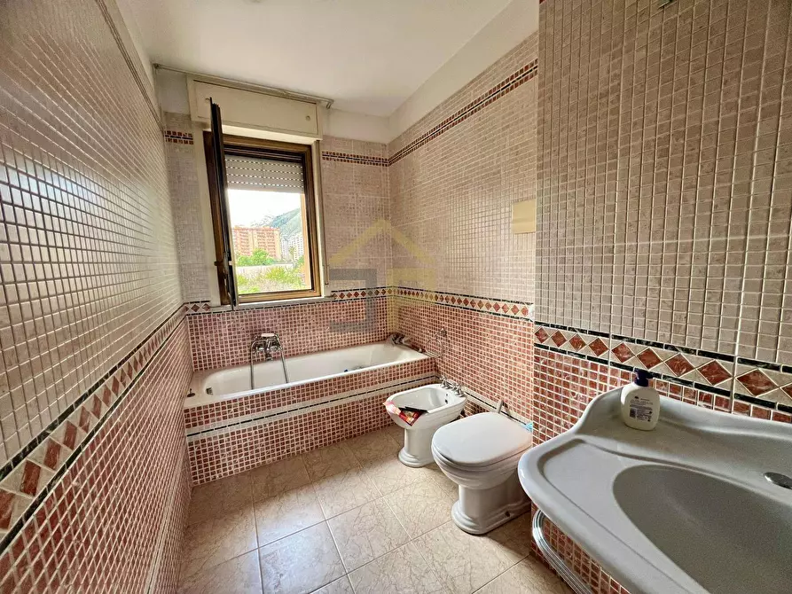 Immagine 11 di Appartamento in affitto  in Via Dei Fiori 9 a Palermo