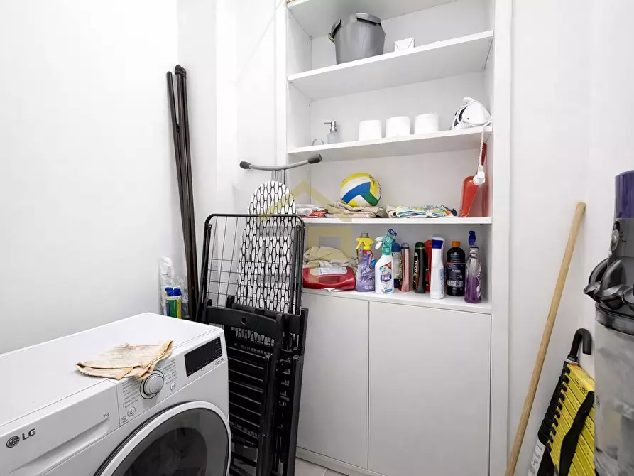 Immagine 13 di Appartamento in affitto  in via Trieste 76 a Palermo