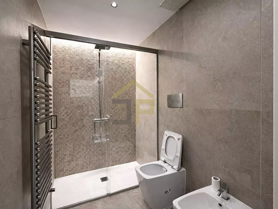 Immagine 12 di Appartamento in affitto  in via Trieste 76 a Palermo