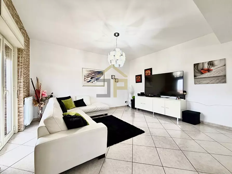 Immagine 2 di Appartamento in vendita  in Largo Giuliana 2 a Palermo