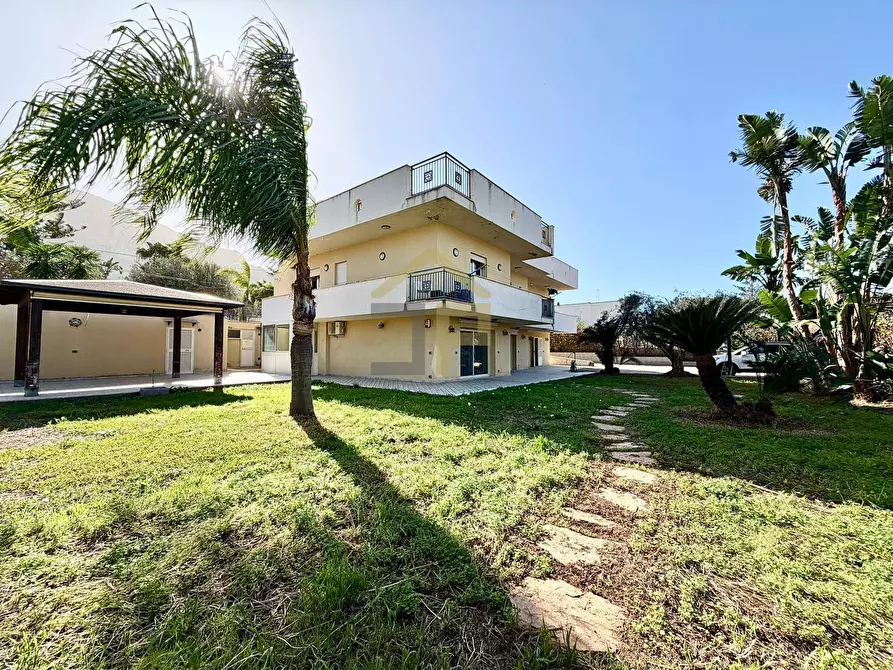 Immagine 6 di Villa in vendita  in Contrada Calarossa a Terrasini