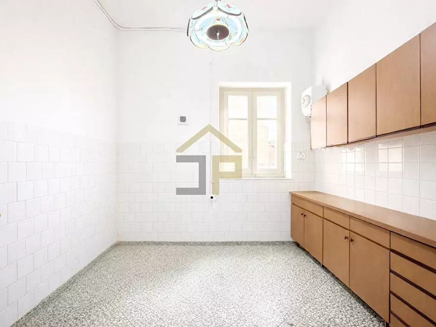 Immagine 6 di Appartamento in vendita  in Corso Camillo Finocchiaro Aprile 45 a Palermo