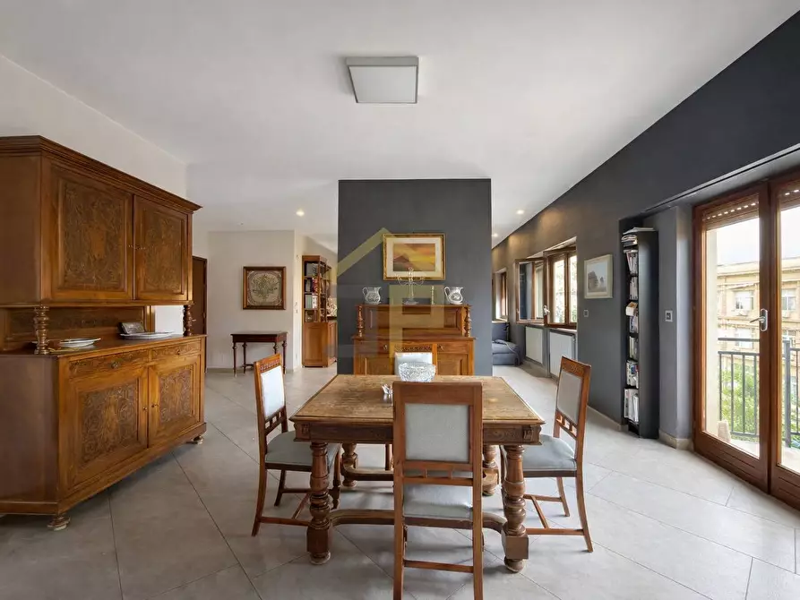 Immagine 2 di Appartamento in vendita  in via Arturo Maira 25 a Palermo