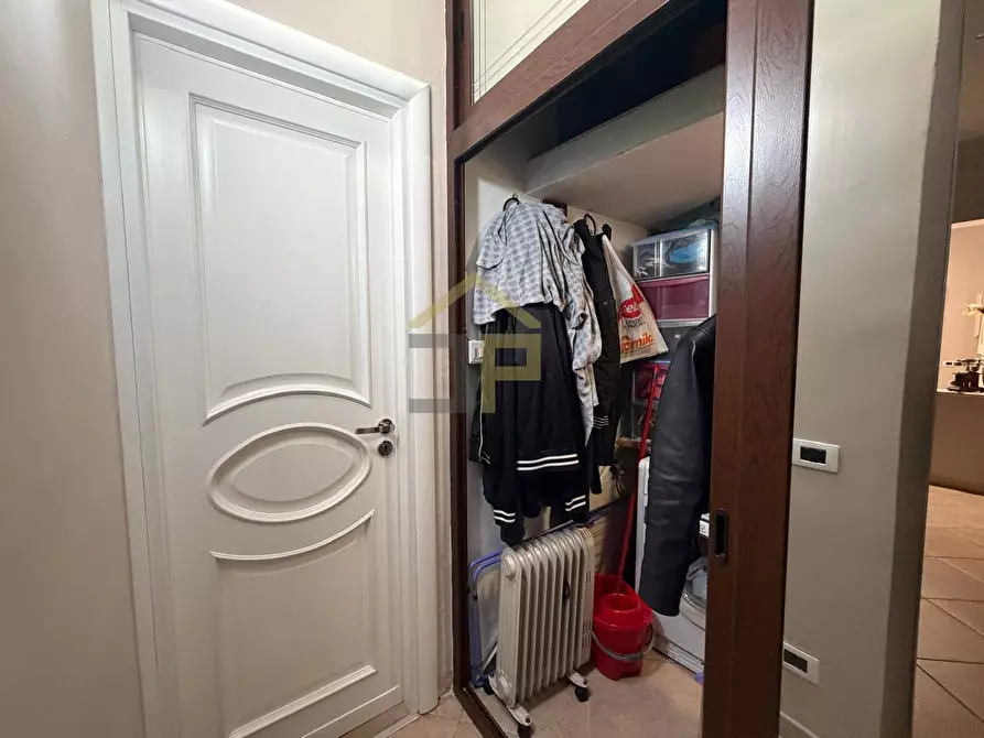 Immagine 13 di Appartamento in vendita  in Via Del Vespro 117 a Palermo