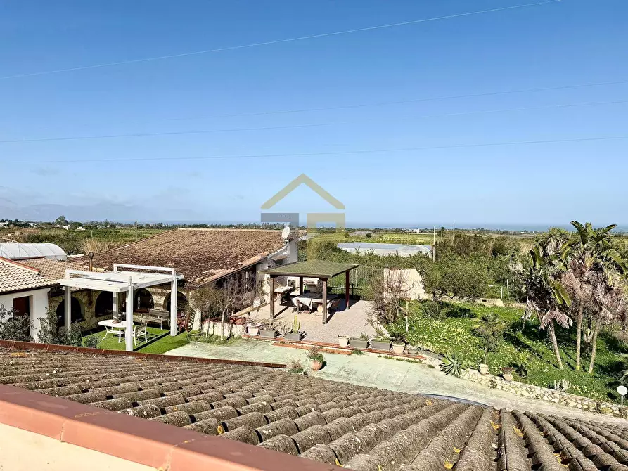 Immagine 37 di Villa in vendita  in Contrada Passarello a Partinico