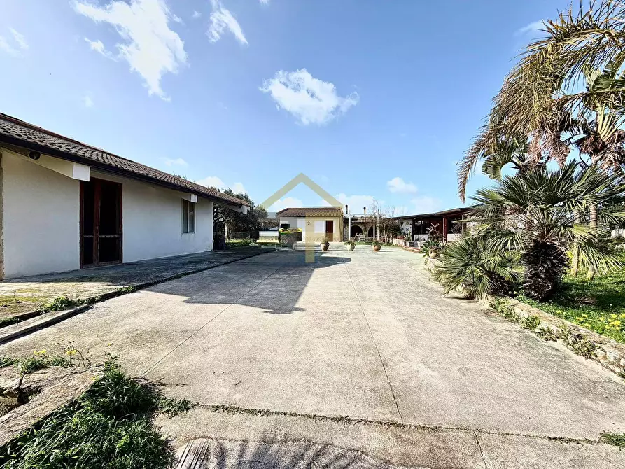 Immagine 5 di Villa in vendita  in Contrada Passarello a Partinico