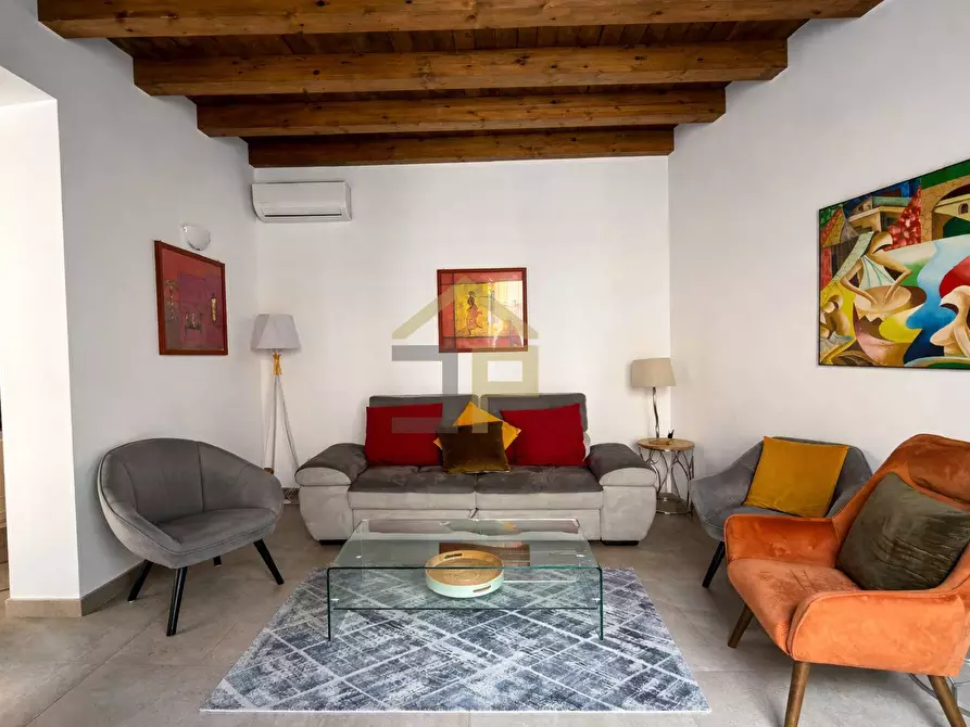 Immagine 4 di Appartamento in affitto  in Piazza Teatro Santa Cecilia 12 a Palermo