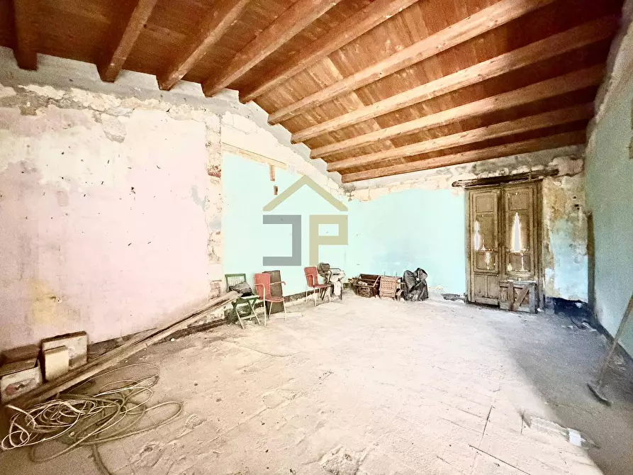 Immagine 9 di Casa indipendente in vendita  in Piazza Mandorle 21 a Palermo