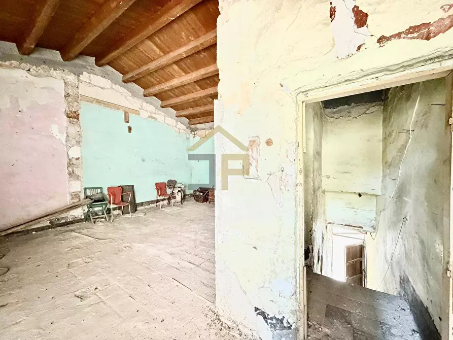 Immagine 11 di Casa indipendente in vendita  in Piazza Mandorle 21 a Palermo