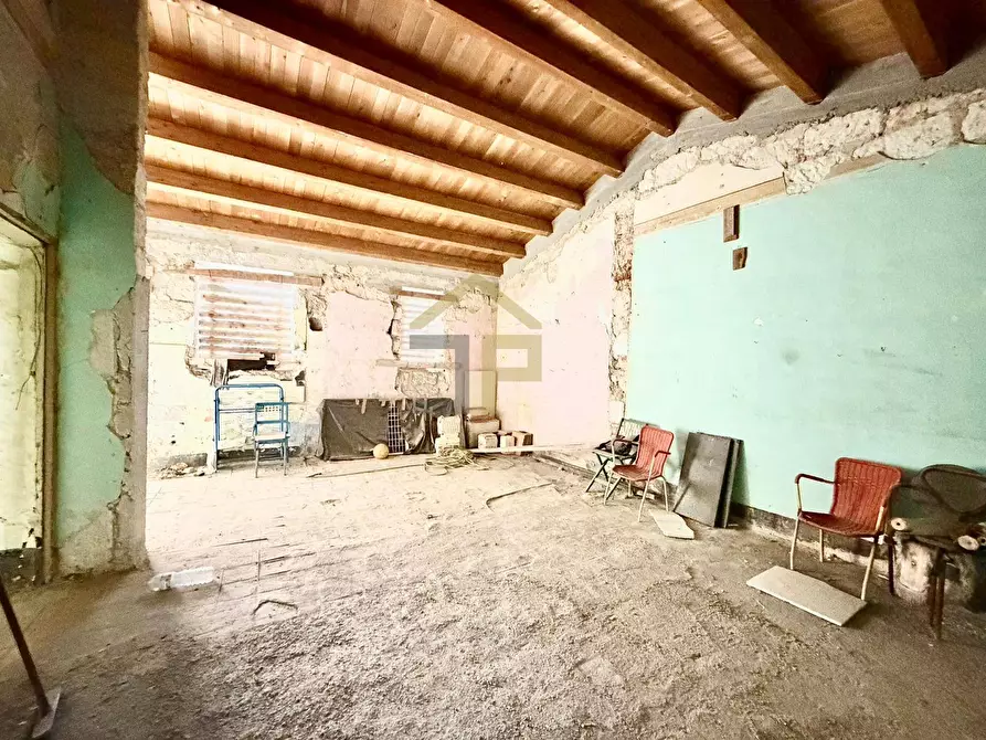 Immagine 12 di Casa indipendente in vendita  in Piazza Mandorle 21 a Palermo