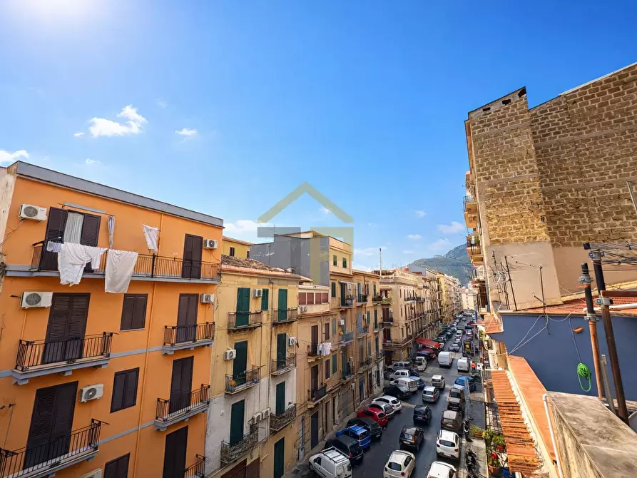 Immagine 12 di Appartamento in vendita  in Via Francesco Paolo Perez 173 a Palermo